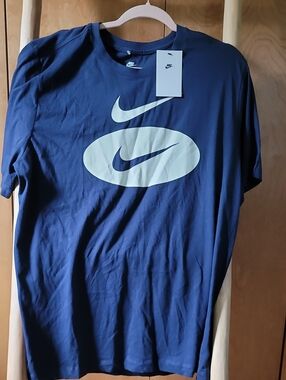 Nike Men's Navy Short-Sleeve Graphic Tee with White Logos